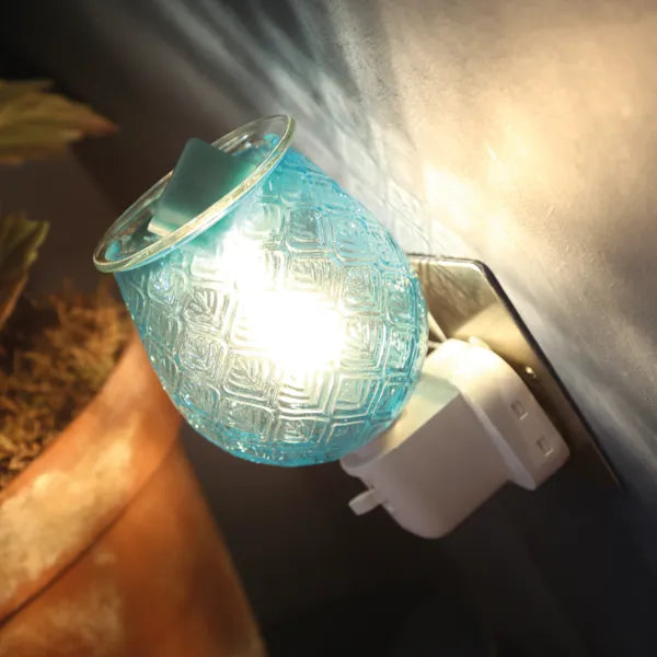 Aroma Teal Glass Leaf Plug In Wax Burner