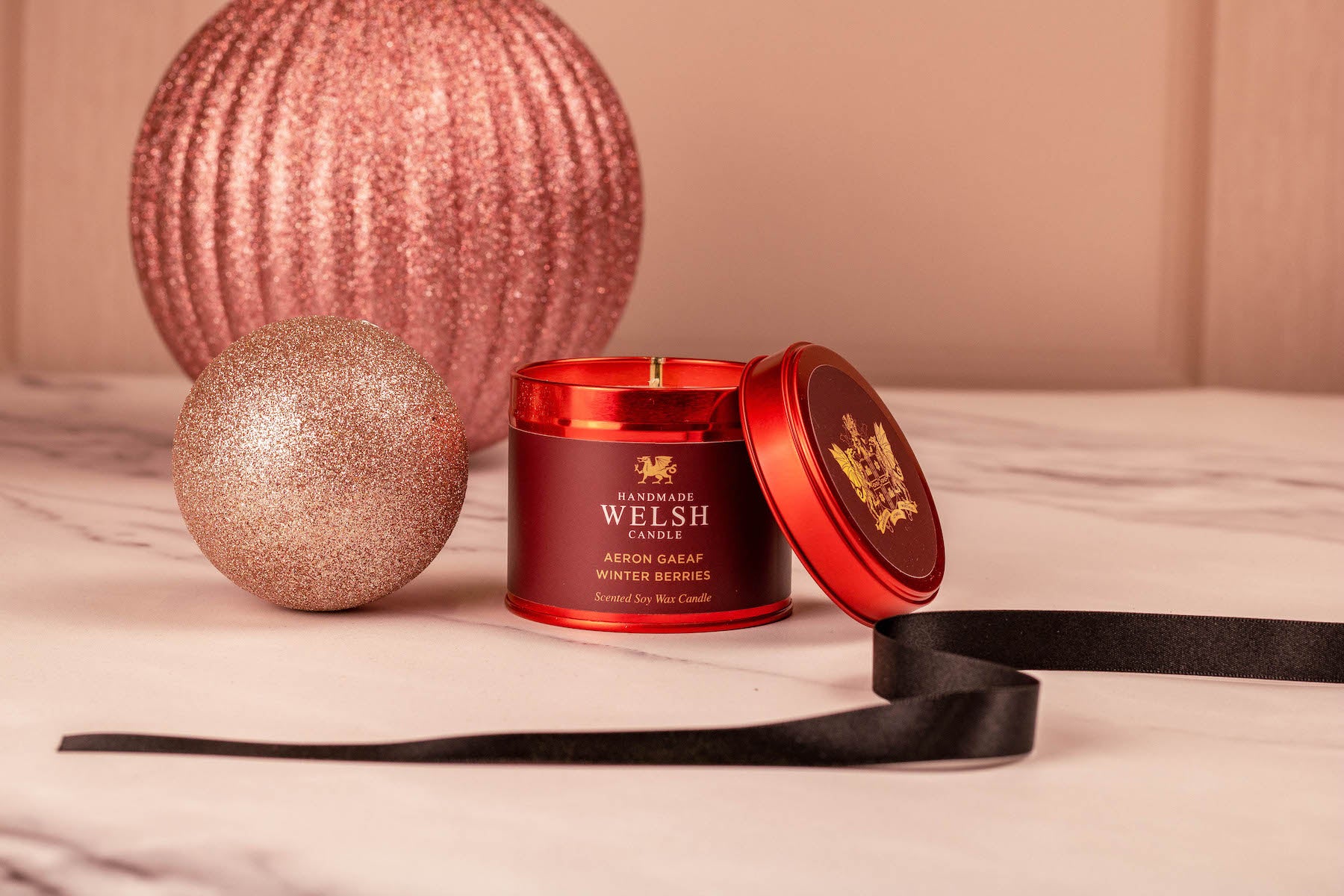 Winter Berries Tin Candle